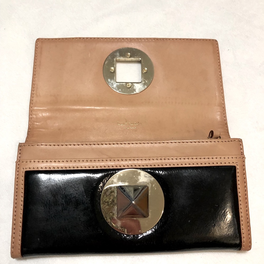Kate Spade Wallet - Picture 5 of 10